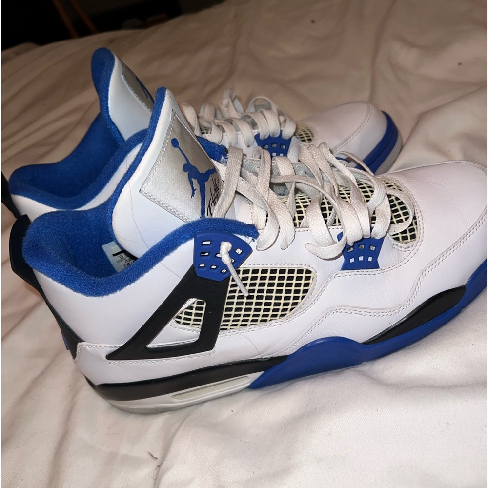 Jordan 4 Retro - Picture 4 of 8